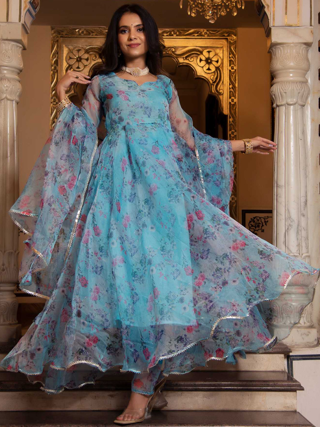 

Calmna Women Floral Printed Kurta with Trousers & With Dupatta, Blue