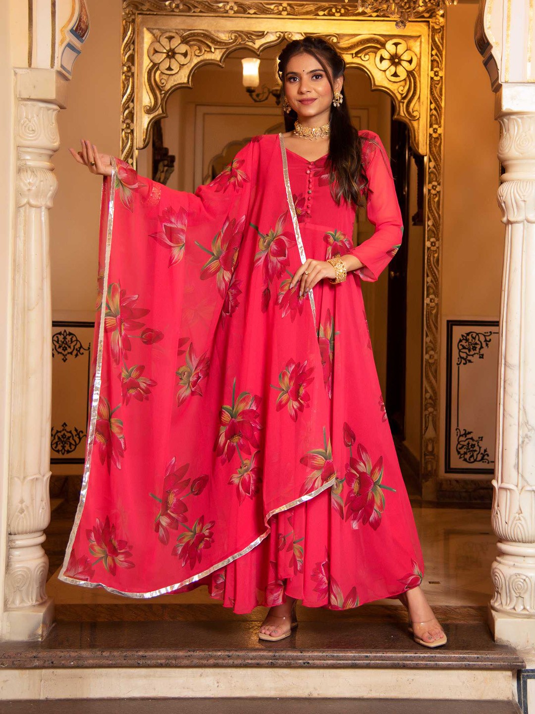 

Calmna Women White Floral Kurta with Trousers & With Dupatta
