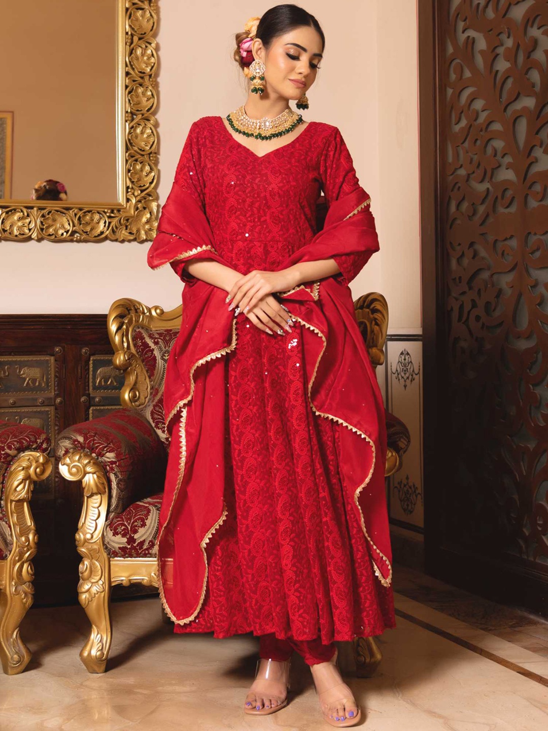 

Calmna Women Paisley Embroidered Panelled Chikankari Kurta with Trousers & With Dupatta, Red