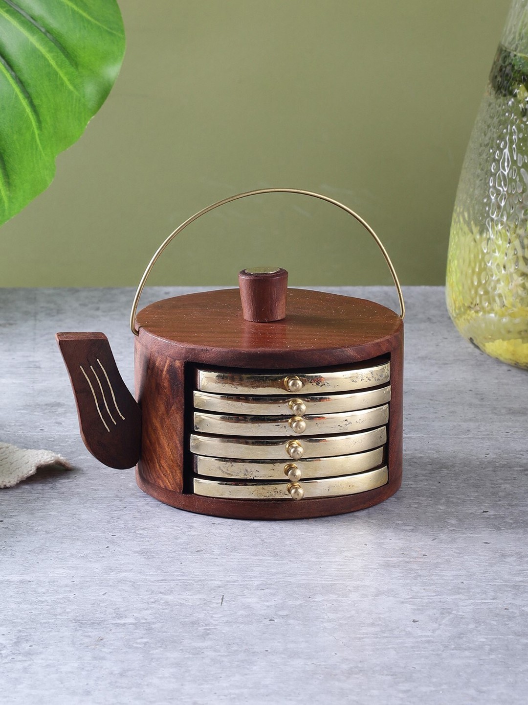 

The Decor Mart Brown Set Of 6 Wooden Kettle Coasters