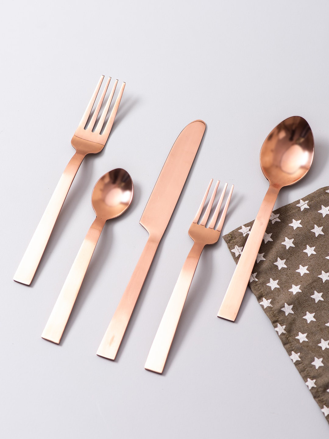 

nestroots Copper Toned Set Of 5 Cutlery Set