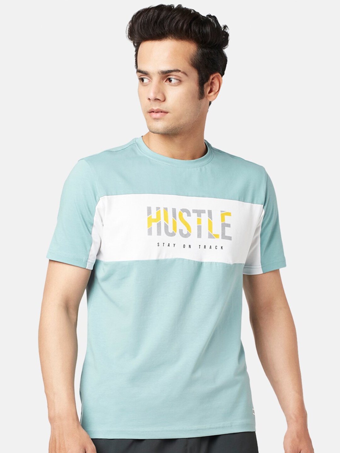 

Ajile by Pantaloons Men Typography Printed Slim Fit Cotton T-shirt, Sea green