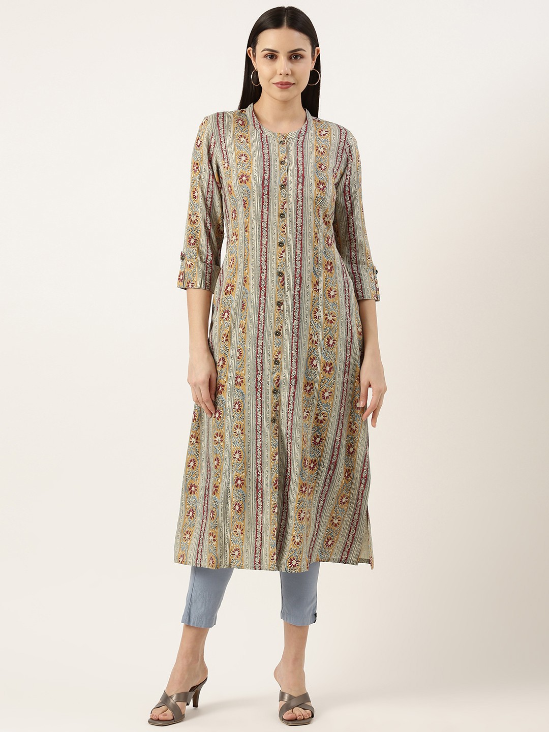 

AMUKTI Women Floral Printed Kurta, Mustard