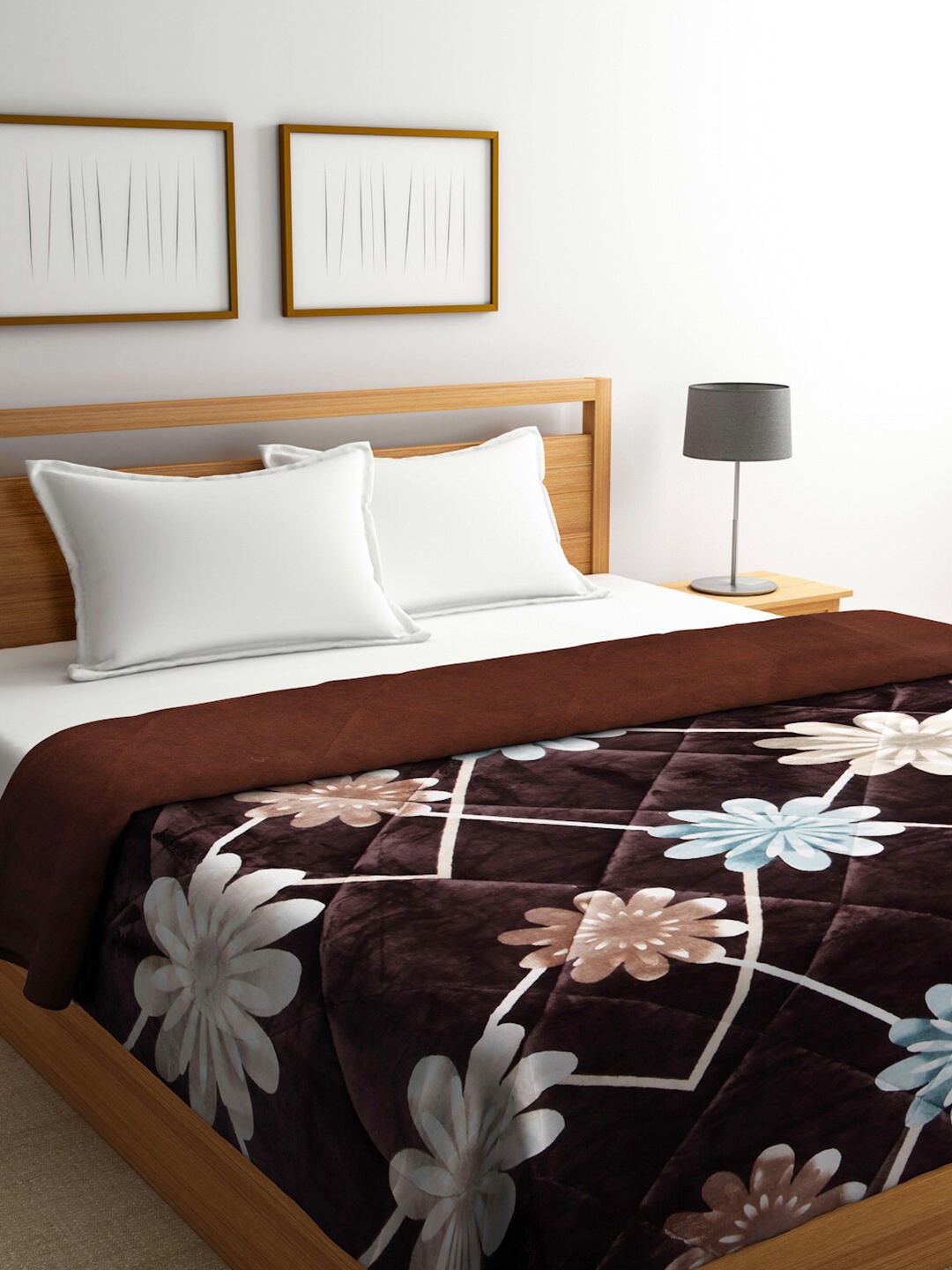 

Arrabi Brown & Blue Floral Heavy Winter 950 GSM Double Bed Quilt
