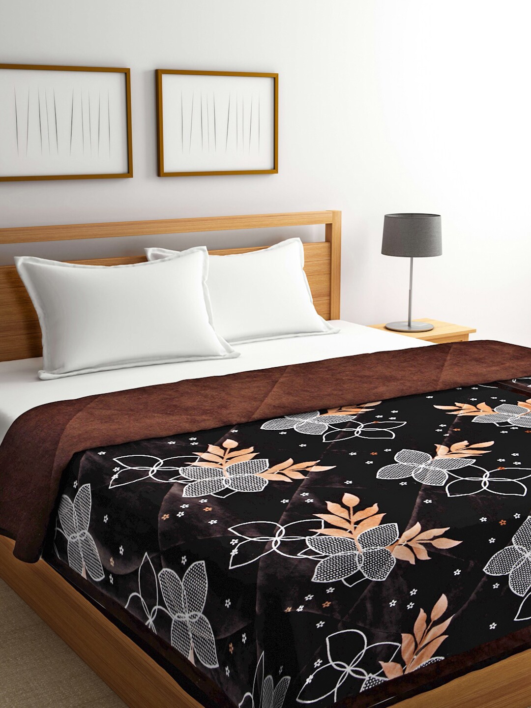 

Arrabi Brown & White Floral Heavy Winter 950 GSM Double Bed Quilt