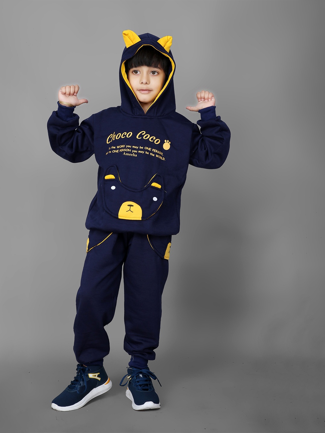 

Ameeha Kids Printed Fleece Sweatshirt with Joggers, Navy blue