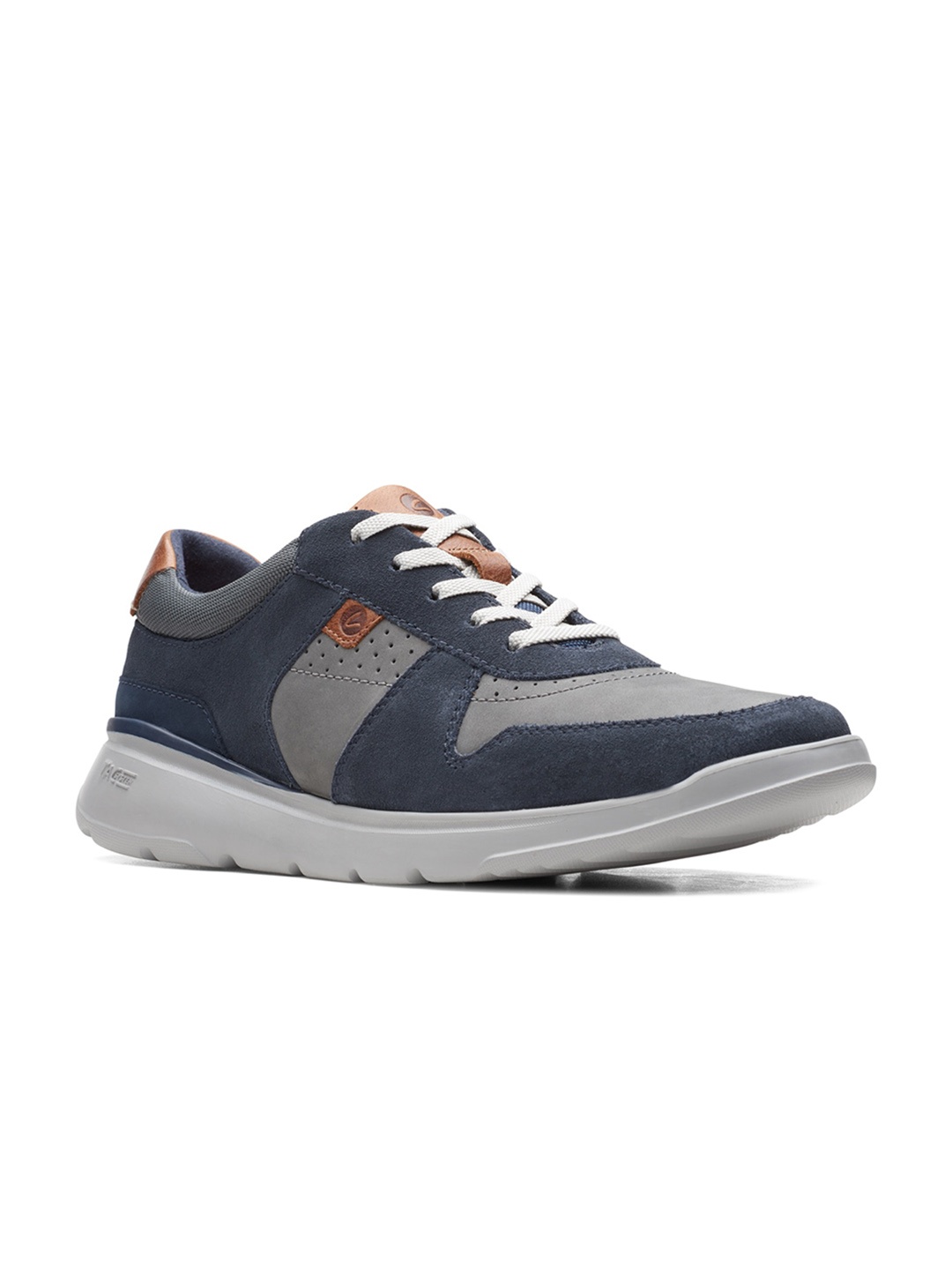 

Clarks Men Colourblocked Leather Lightweight Sneakers, Blue