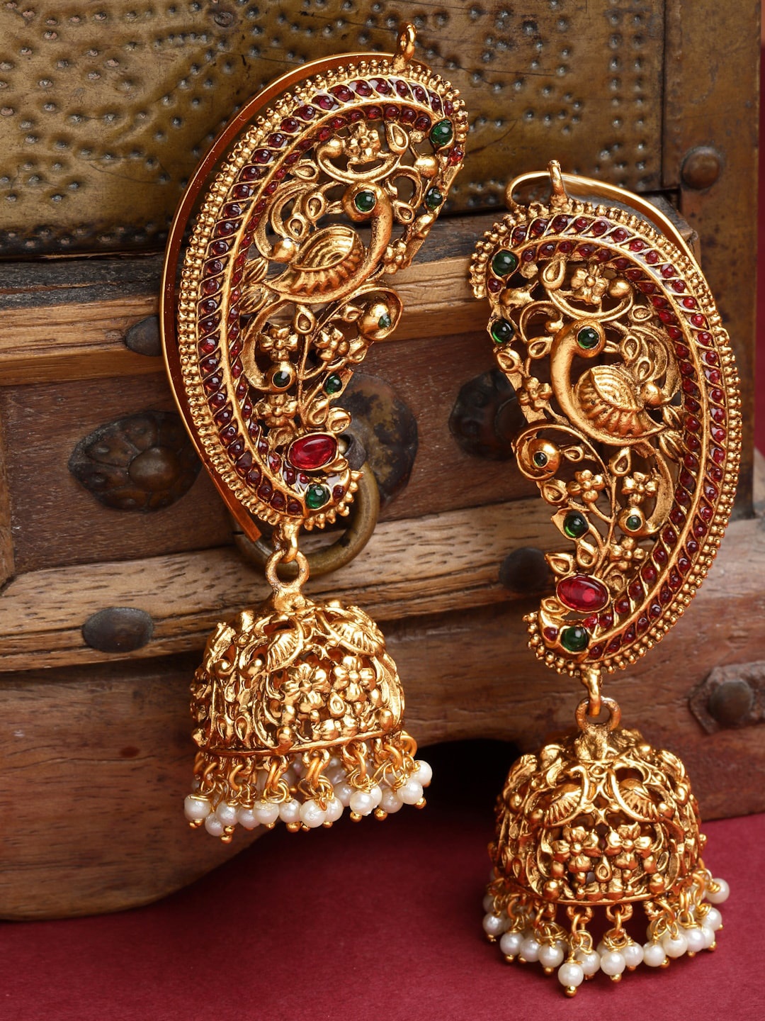 

PANASH PANASH Gold-Plated Pearl & Stone-Studded Peacock Shaped Ear Cuff Earrings