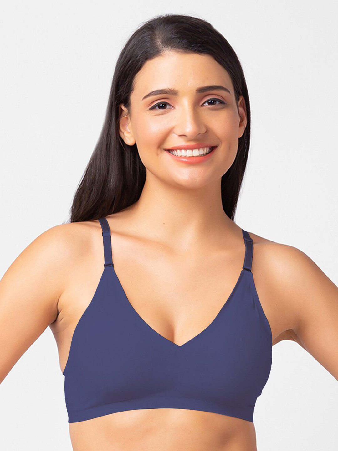 

FashionRack Padded Non-Wired Seamless Bra, Navy blue