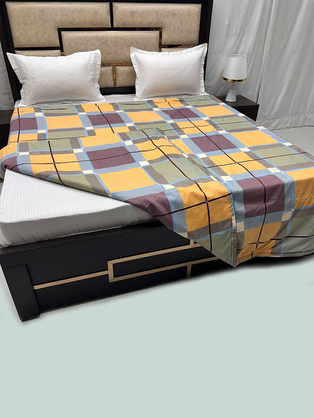 

Pure Decor Yellow & Mauve Geometric AC Room 350 GSM Double Bed Comforter