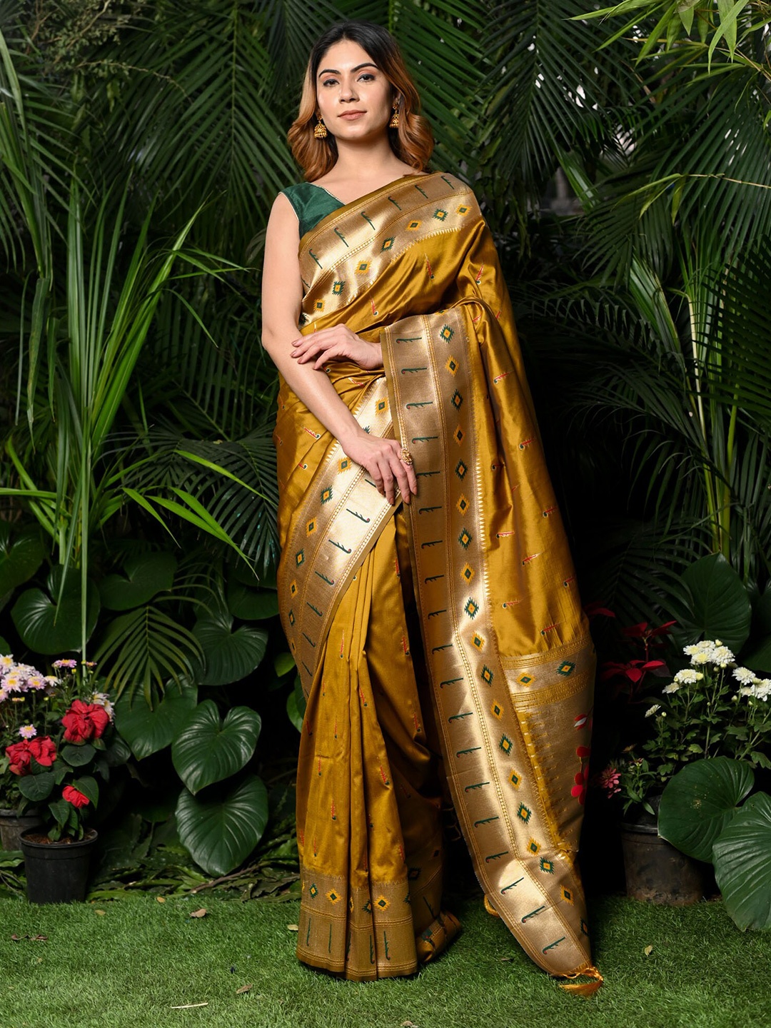 

BEATITUDE Ethnic Motifs Zari Silk Blend Paithani Saree, Mustard