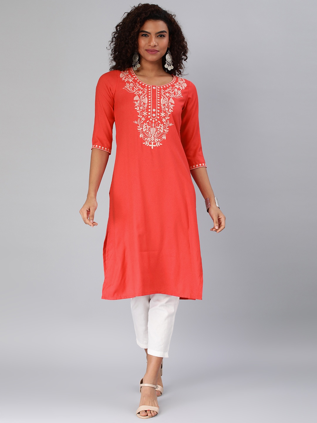 

ETIQUETTE Ethnic Motifs Embroidered Thread Work Kurta, Red