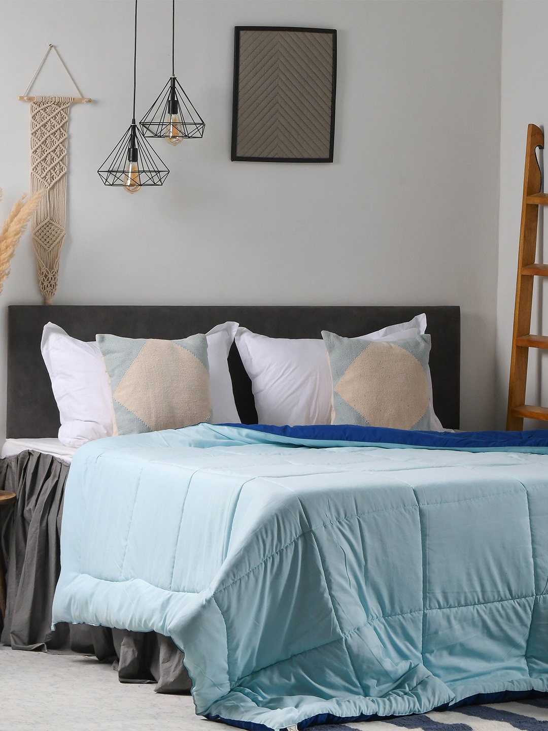 

THE SEWING CREST Blue & Navy Blue Mild Winter 110 GSM Reversible Single Bed Comforter