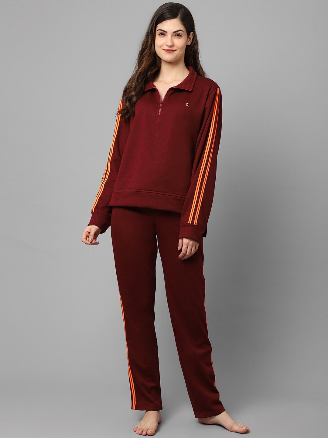 

Aerowarm Women Long Sleeves Fleece Night suit, Brown