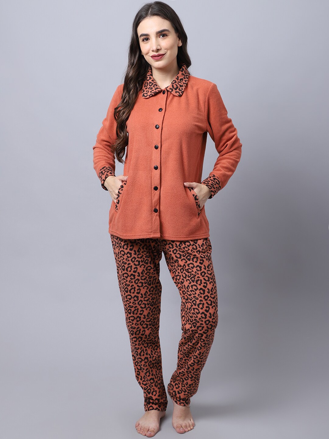 

Aerowarm Women Printed Night suit, Rust