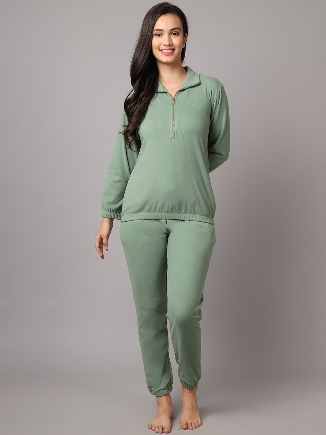 

Aerowarm Women Long Sleeves Fleece Night suit, Olive