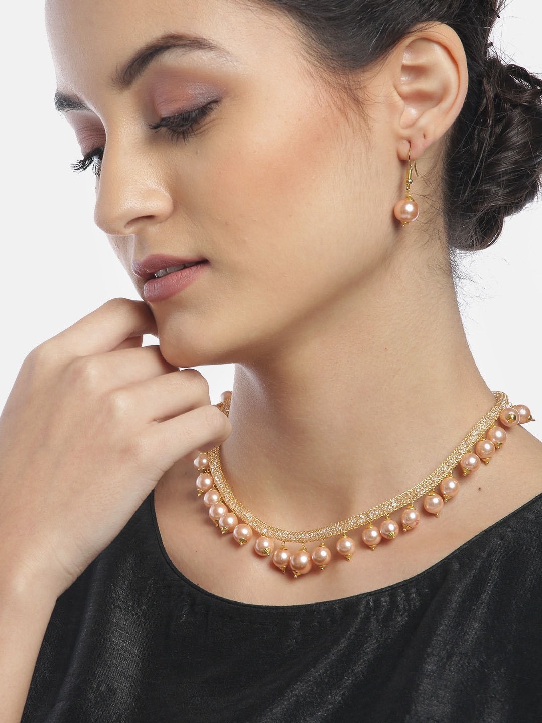 

YouBella Gold-Plated Stones-Studded & Beads-Beaded Jewellery Set