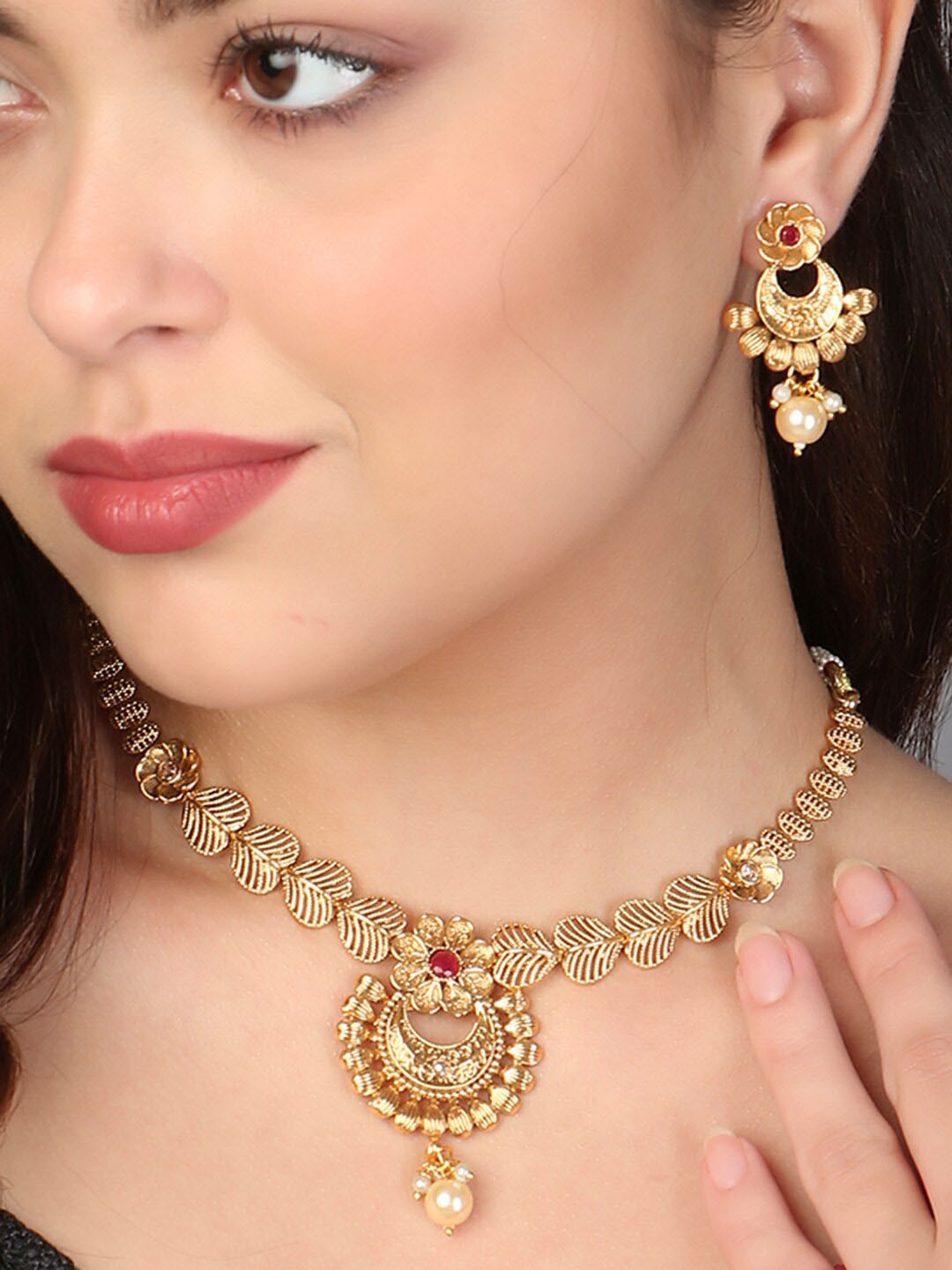 

Adwitiya Collection Gold-Plated Stone-Studded & Beaded Jewellery Set