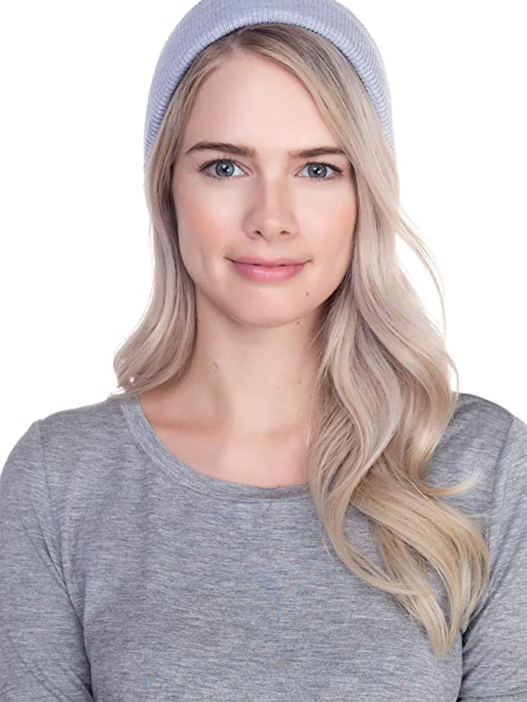 

EL REGALO Solid Wool Beanie, Grey