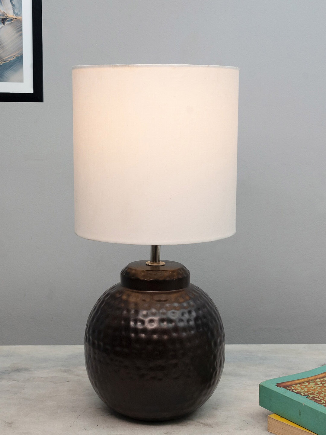 

Homesake Ginger Jar White Antique Table Lamp With Hammered Metal Base