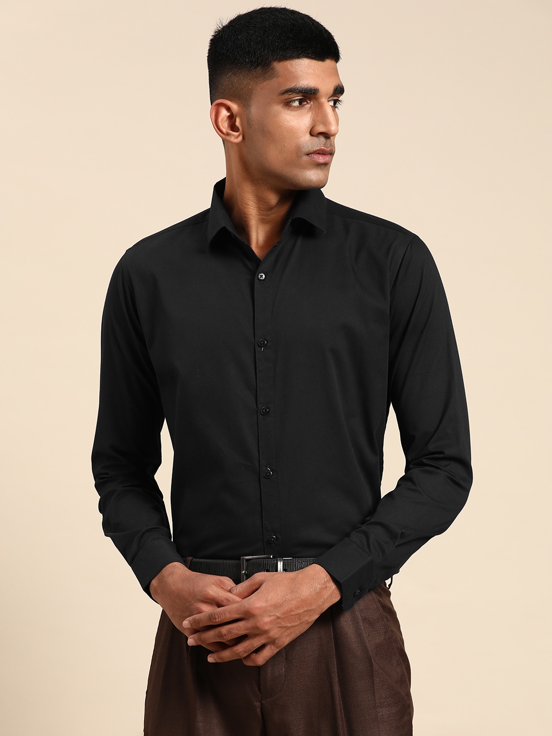 

Molly & Michel Men Slim Fit Formal Shirt, Black