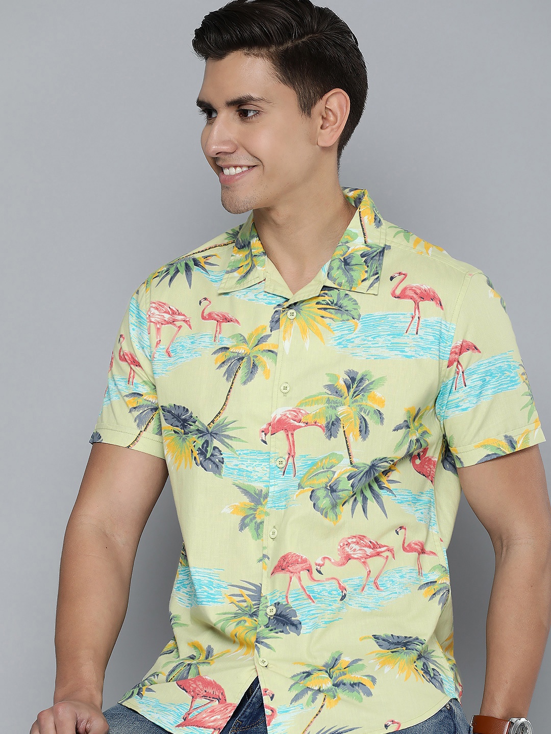 

HERE&NOW Men Green Slim Fit Floral Printed Casual Shirt