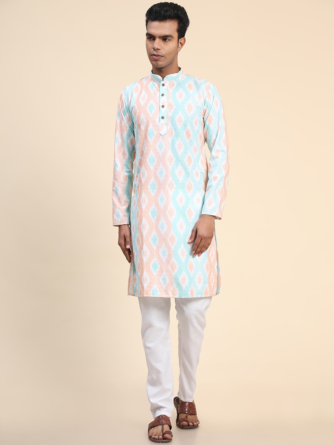 

Ekta Textiles Men Ethnic Motifs Printed Pure Cotton Kurta with Churidar, Pink