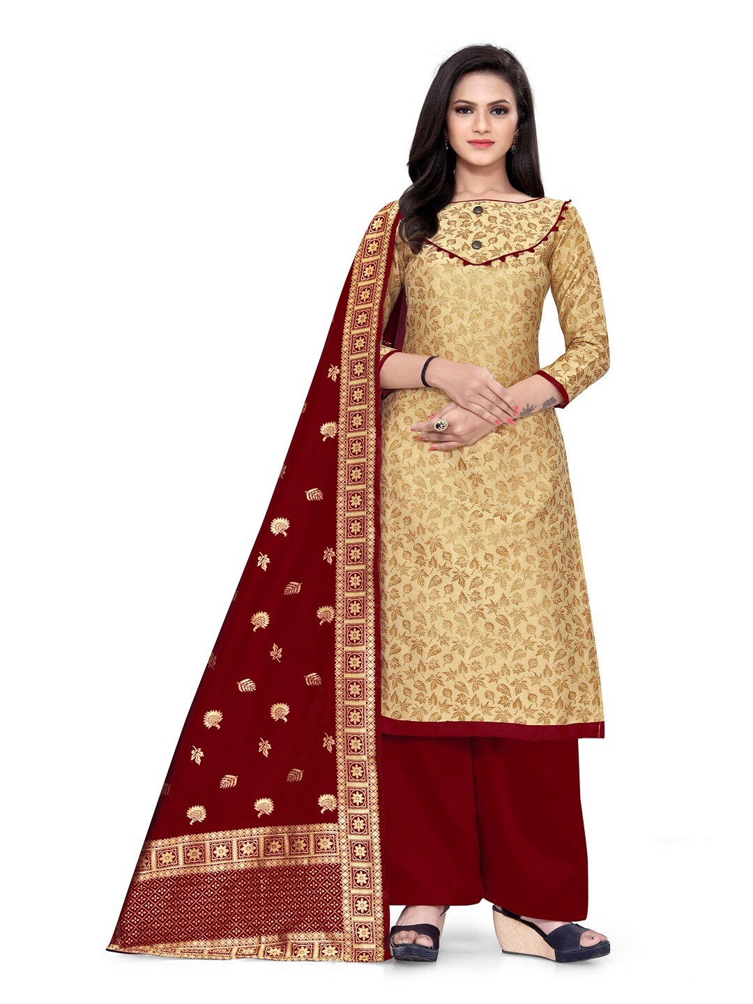 

Angroop Banarasi Silk Unstitched Dress Material, Cream