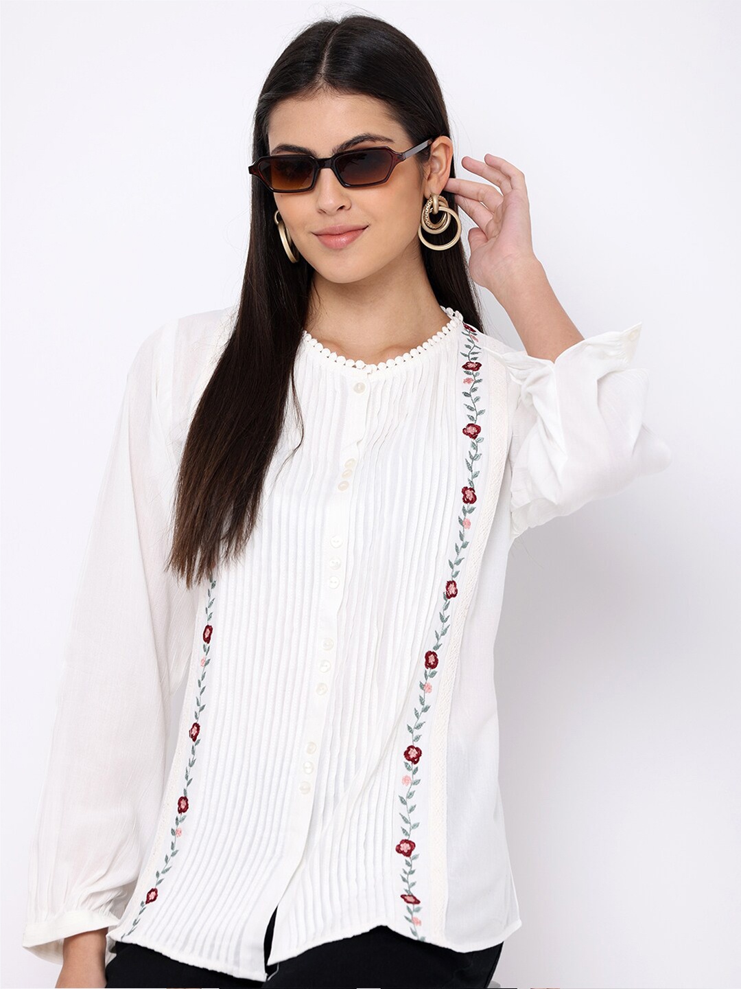 

GLORY & I Floral Embroidered Cotton Top, Off white
