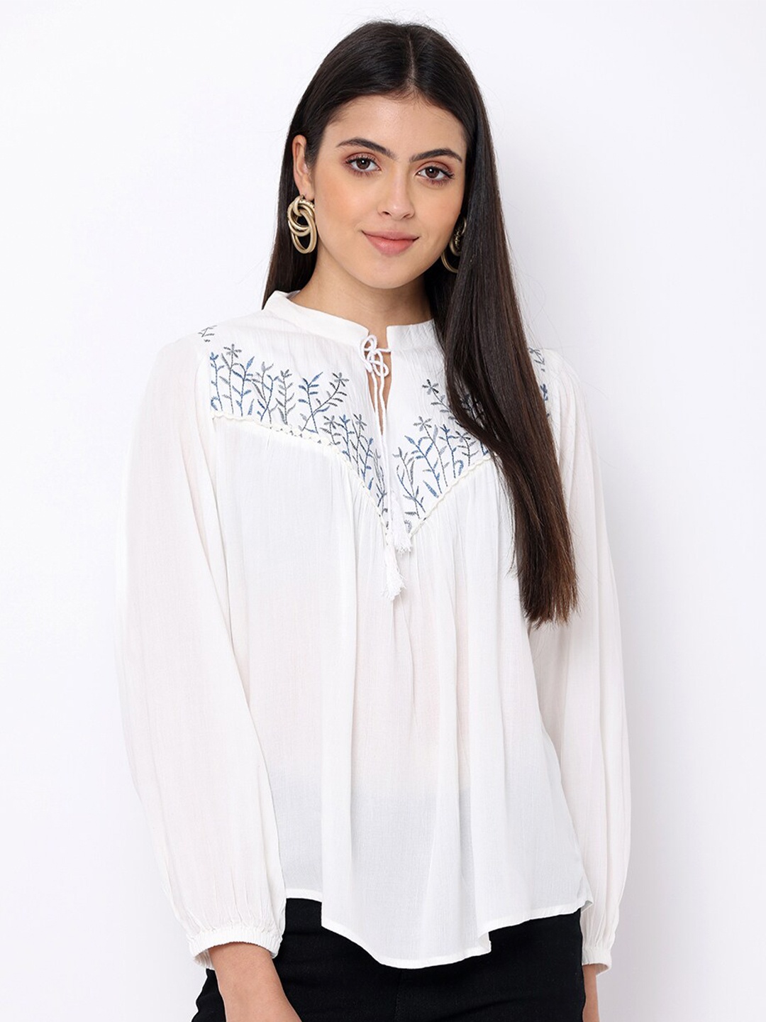

GLORY & I Tie-Up Neck Cotton Top, Off white