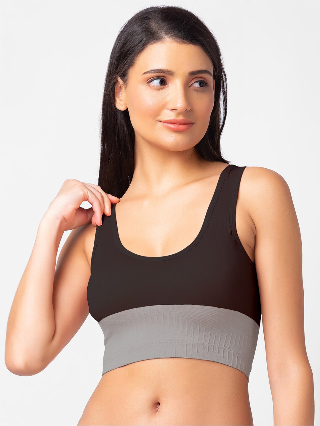 

FashionRack Workout Cotton Anti-Microbial Colourblocked Non-Padded Bra, Black