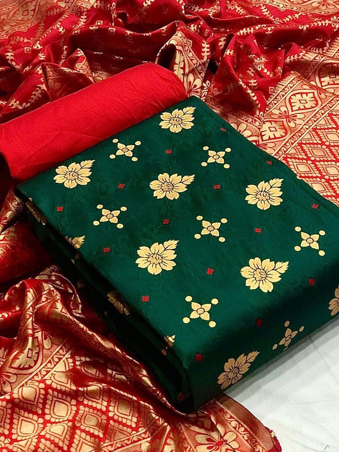 

Angroop Jacquard Work Banarasi Silk Woven Design Unstitched Dress Material, Green