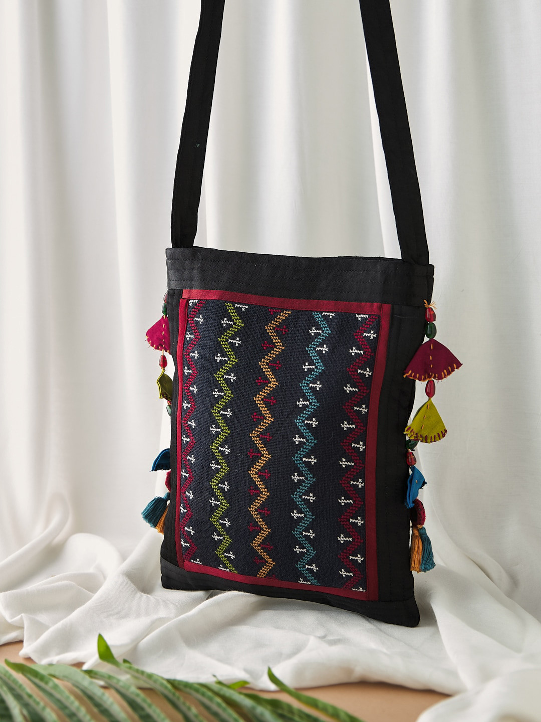 

Fabindia Structured Sling Bag, Black