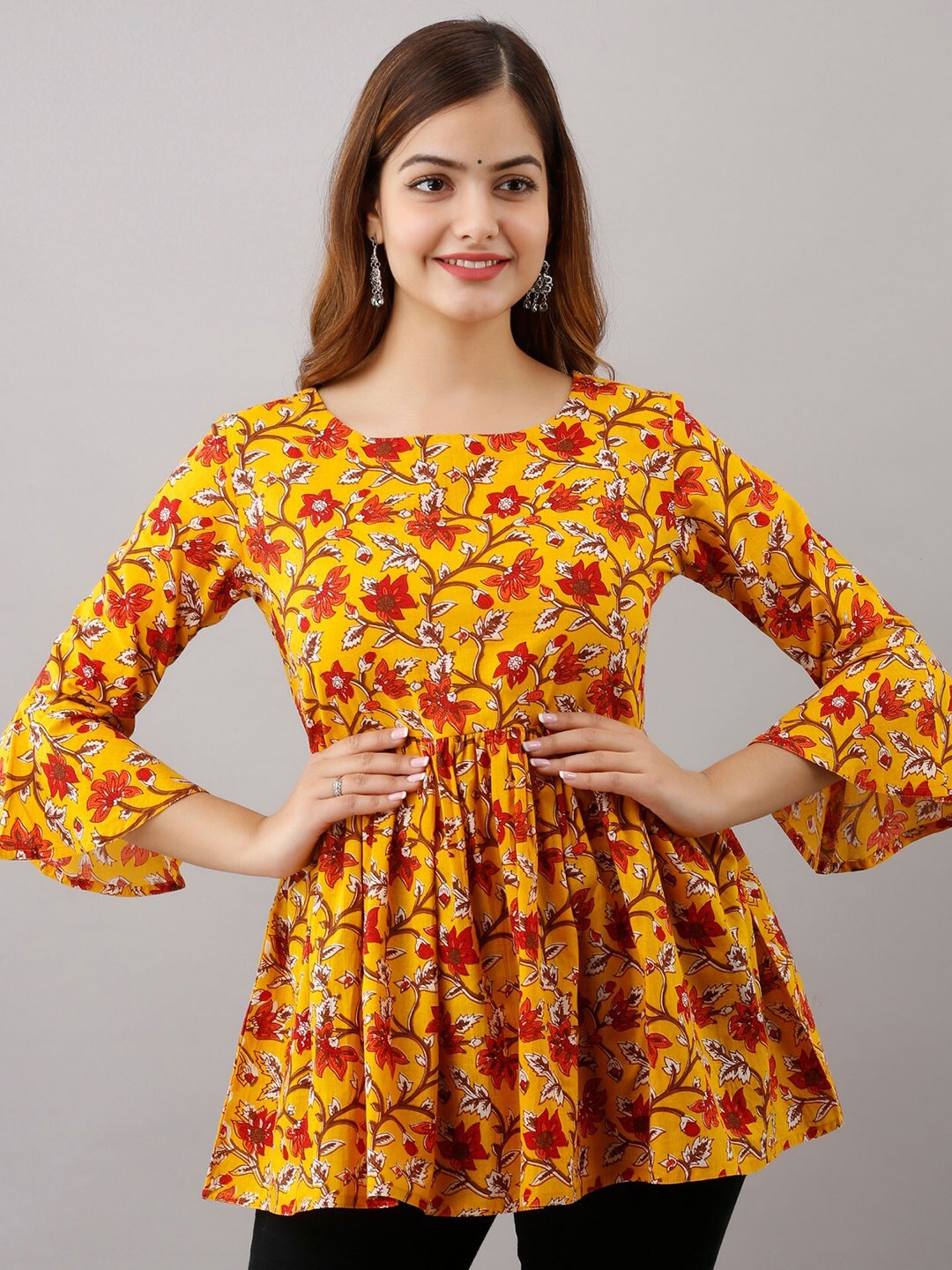 

Women Touch Print Empire Top, Yellow