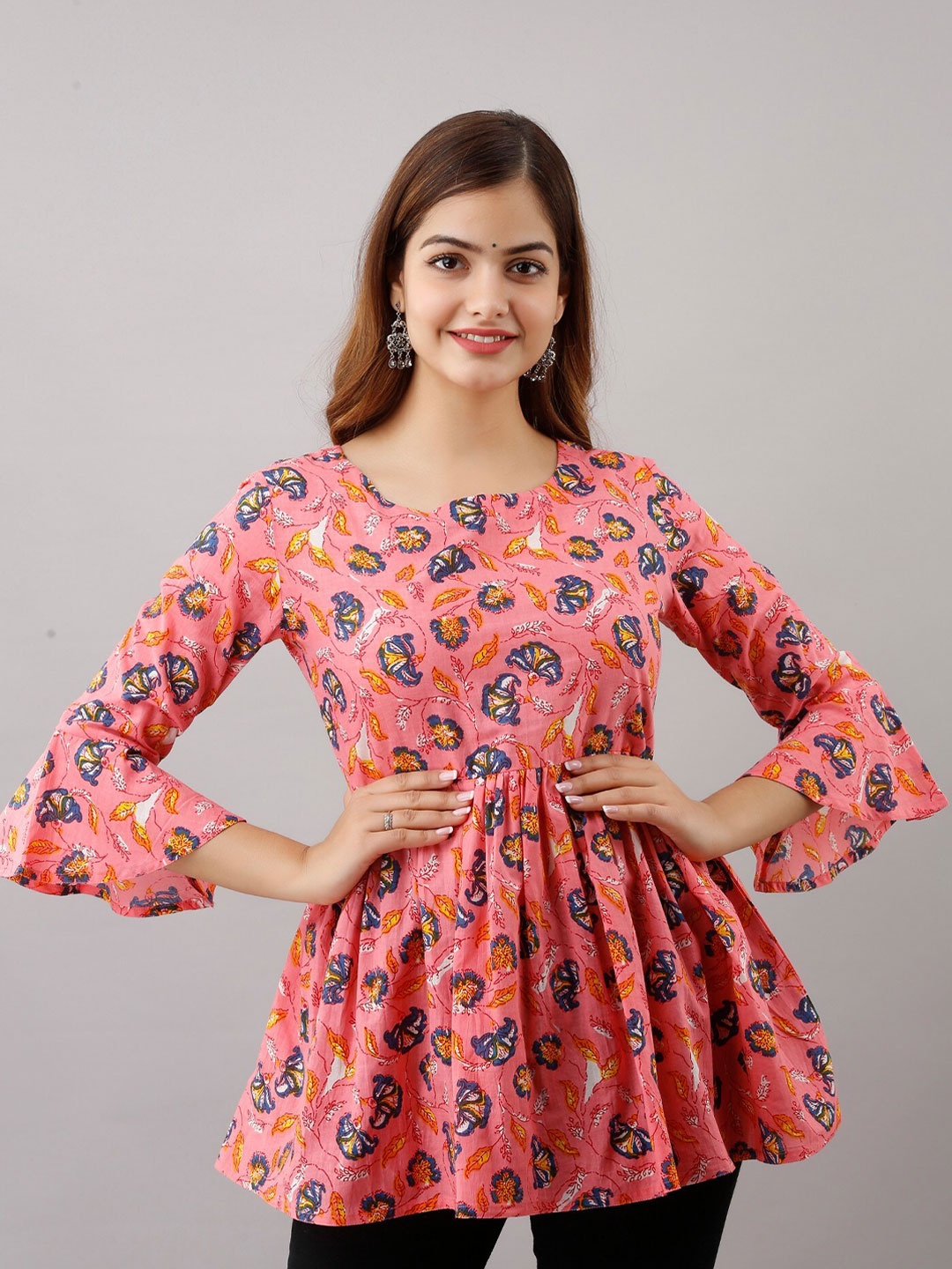 

Women Touch Square Neck Printed Cotton Tunic, Pink