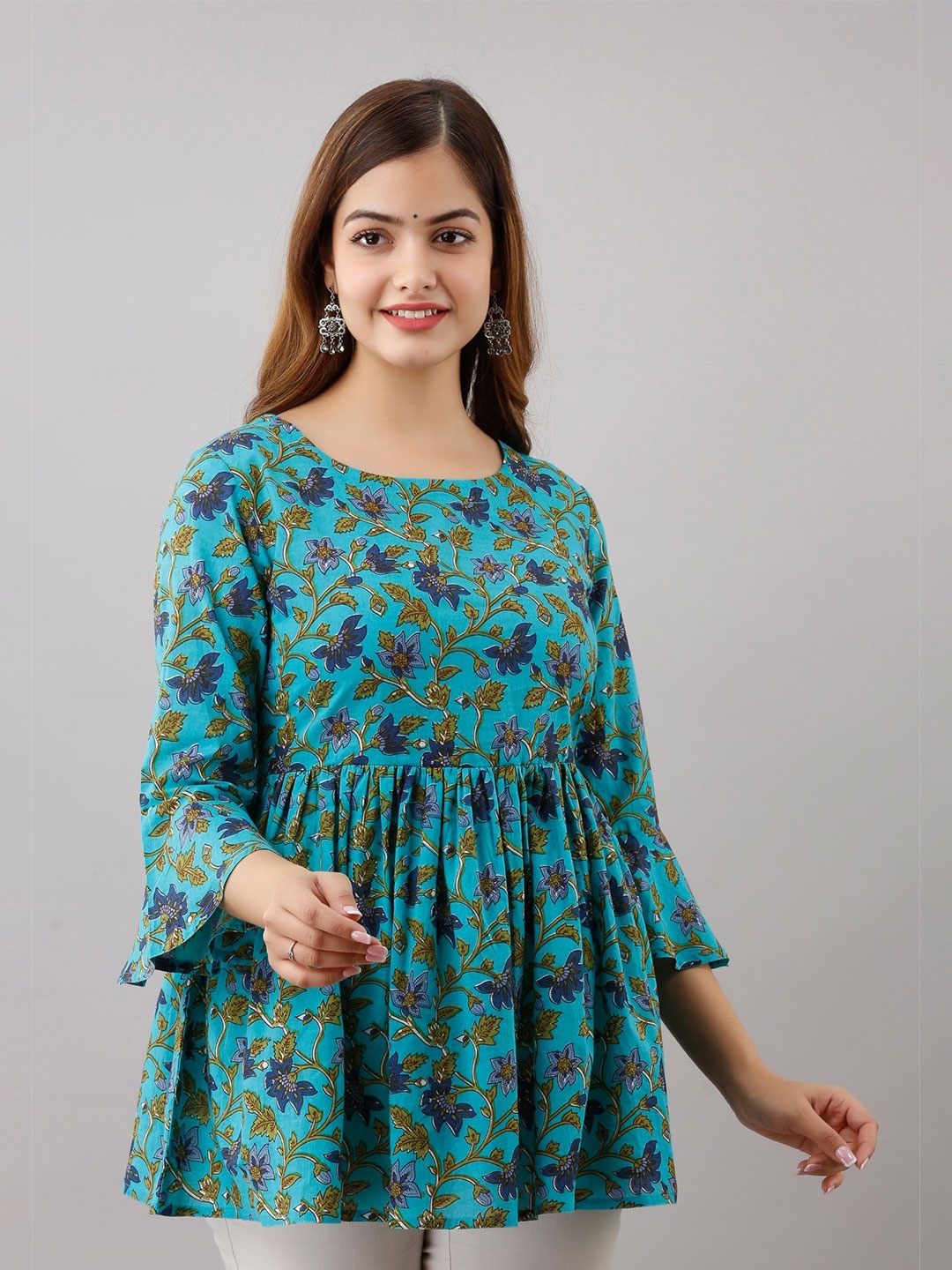 

Women Touch Floral Print Empire Cotton Top, Turquoise blue