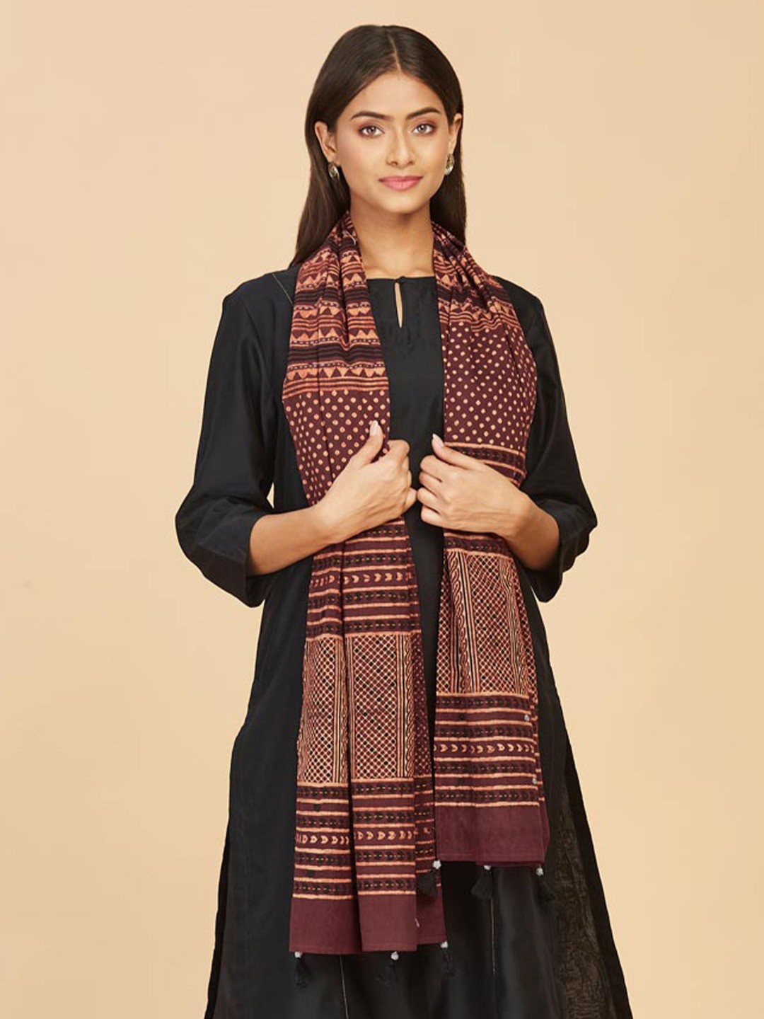 

Fabindia Women Printed Cotton Stole, Maroon