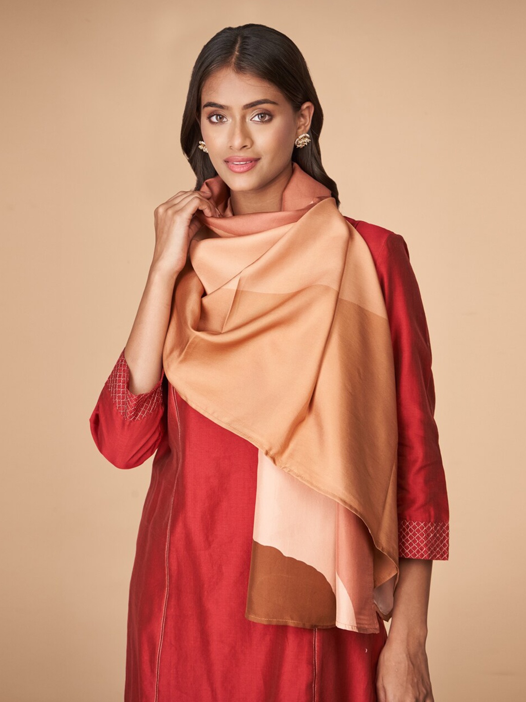 

Fabindia FabBasic Women Colourblocked Silk Stole, Peach