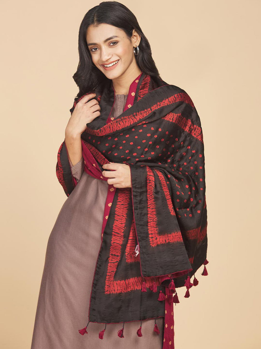 

Fabindia Women Printed Shawl, Black