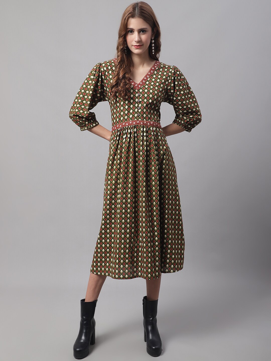 

Enchanted Drapes Floral A-Line Midi Pure Cotton Dress, Green
