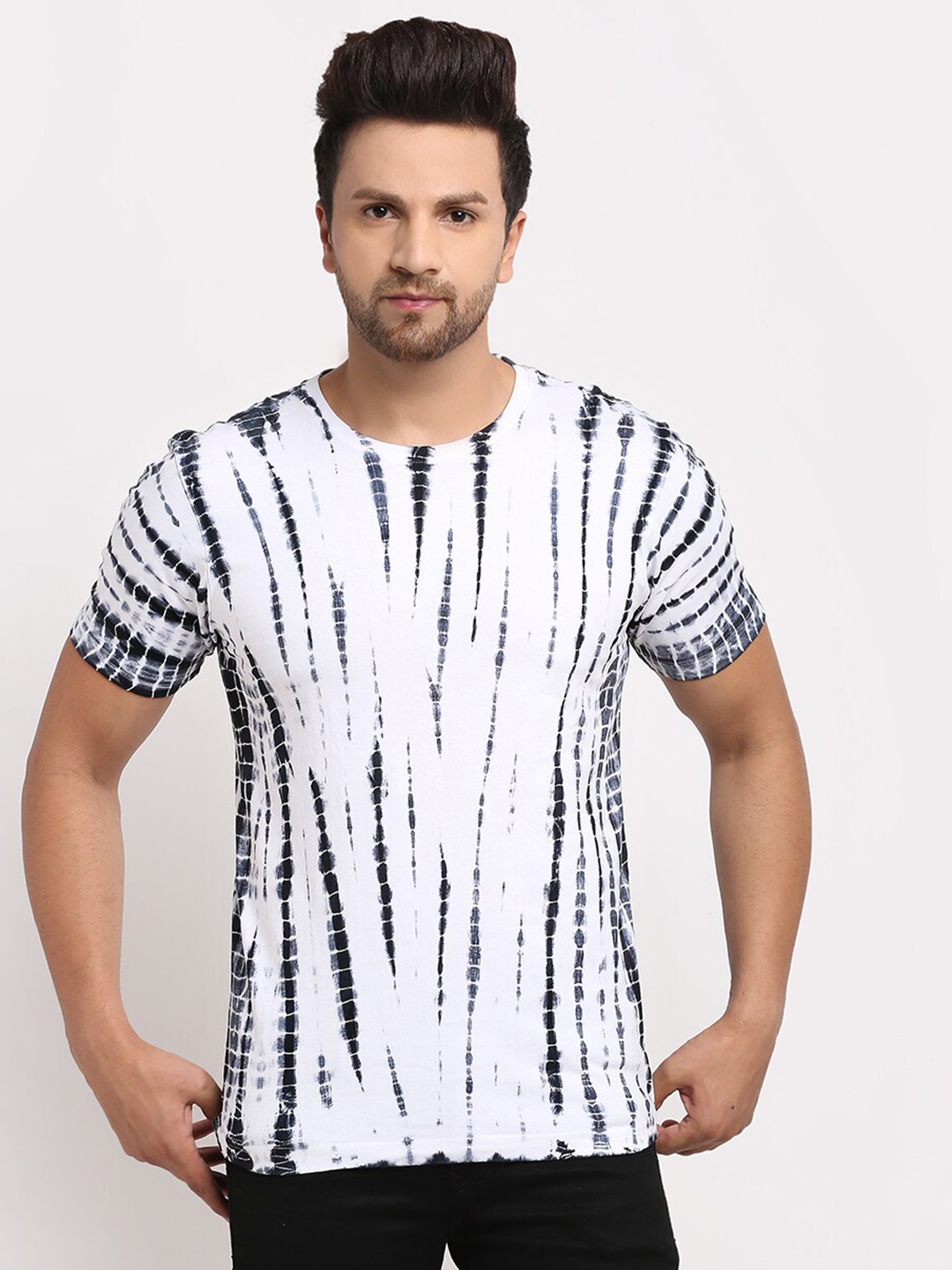 

Ennoble Men Round Neck Tie and Dyed Pure Cotton T-shirt, White