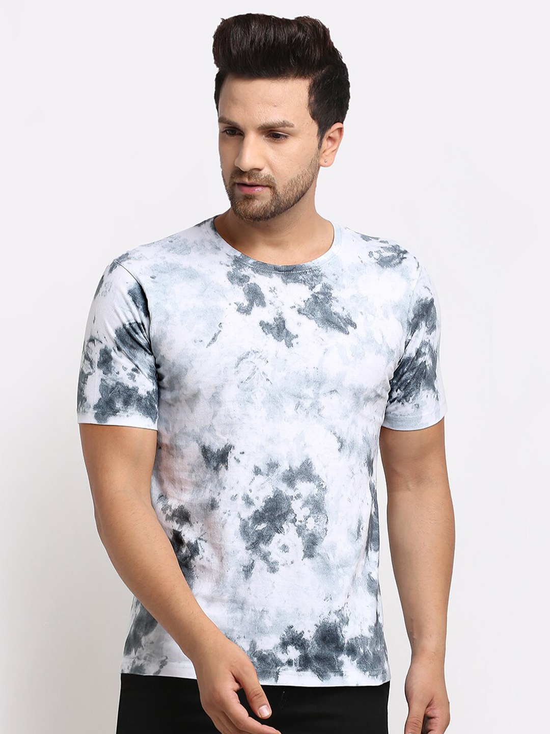 

Ennoble Men Round Neck Tie and Dyed Pure Cotton T-shirt, White
