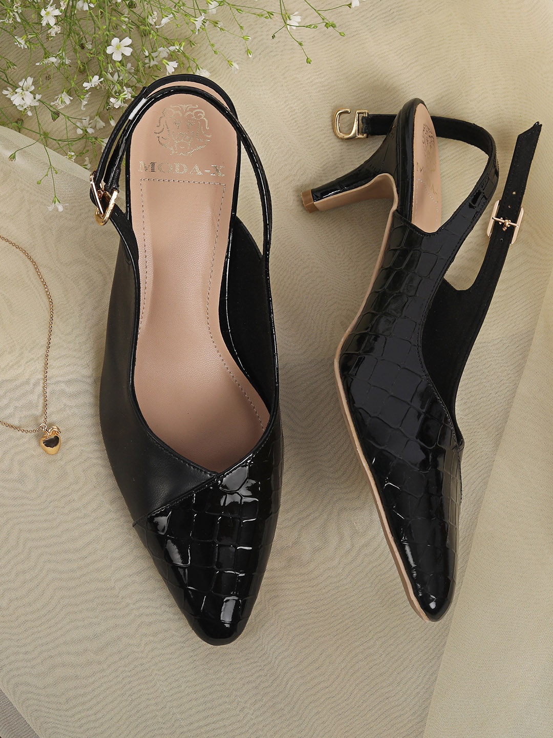 

MODA-X Textured Ankle Loop Pumps, Black