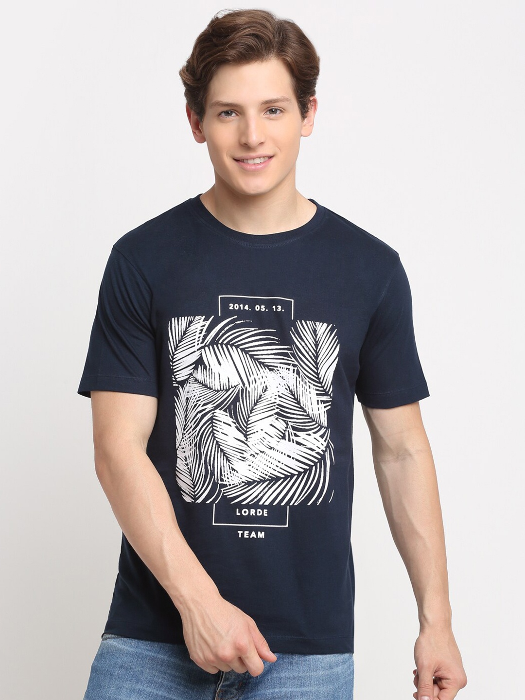 

Ennoble Men Printed Round Neck Cotton T-shirt, Navy blue