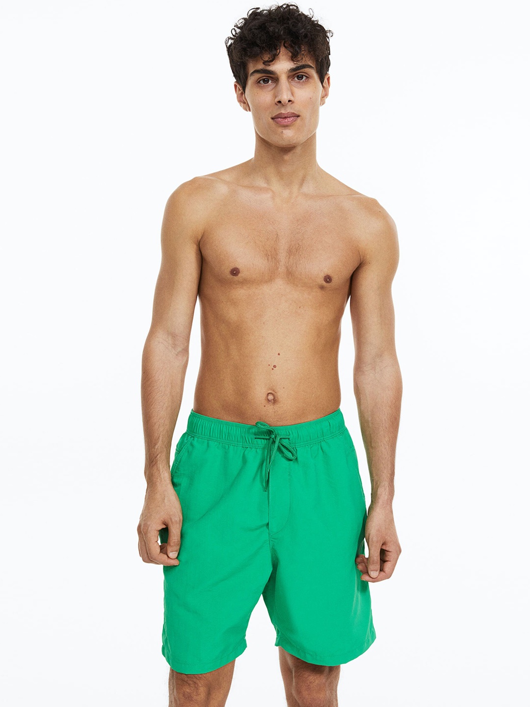 

H&M Men Relaxed Fit Nylon Shorts, Green