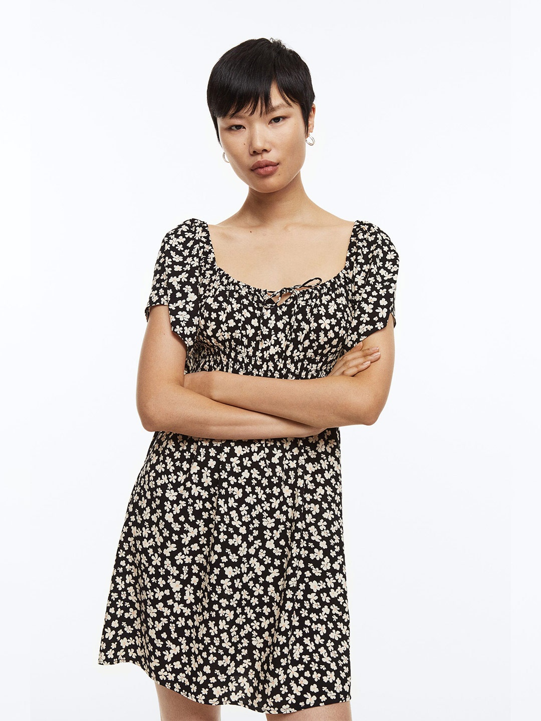 

H&M Women Smocked-Waist Dress, Black