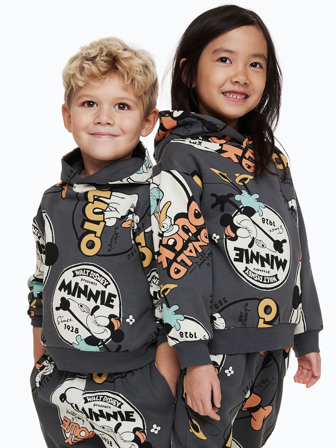 

H&M Girls Minnie Mouse & Friends Oversized Patterned Hoodie, Grey