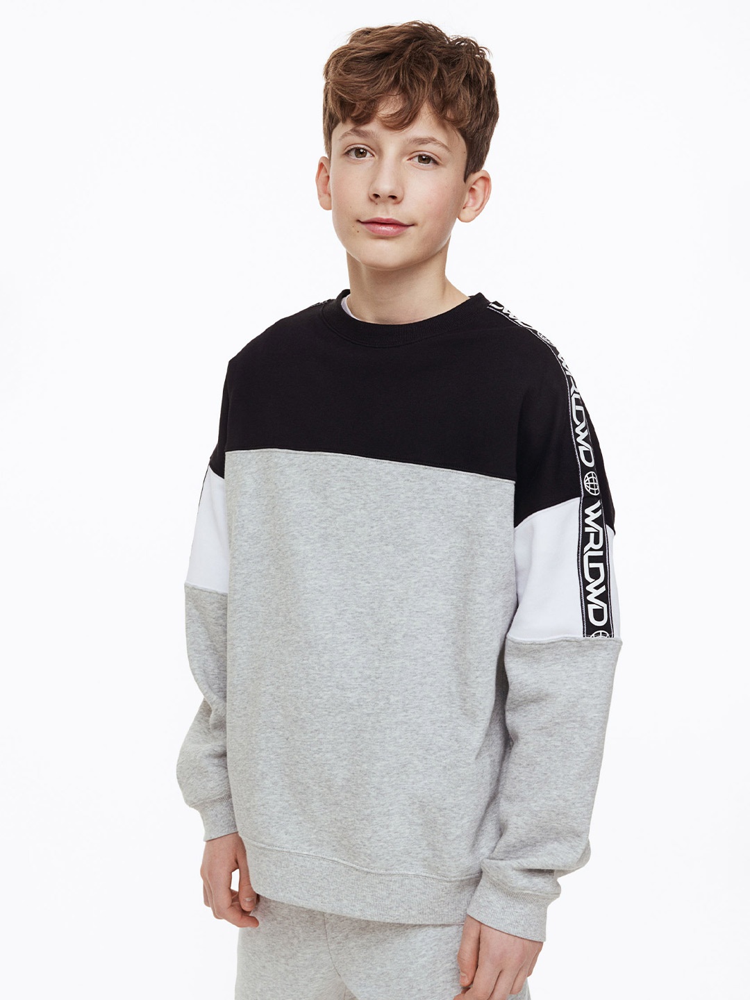 

H&M Boys Oversized Sweatshirt, Grey