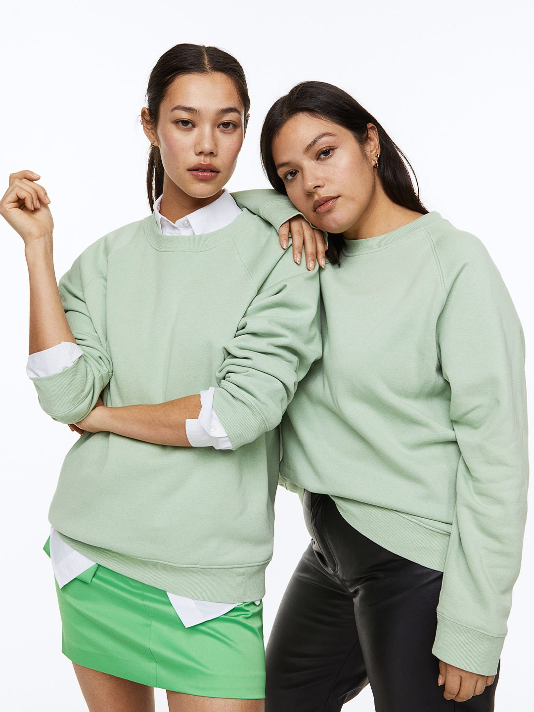 

H&M Women Sweatshirt, Green