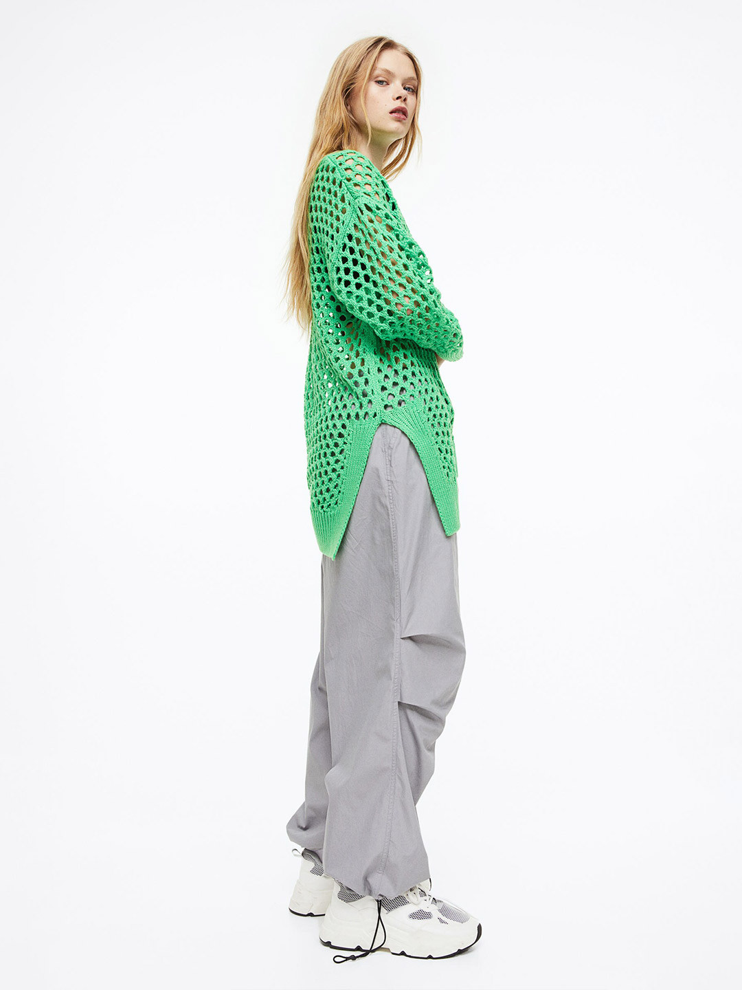 

H&M Women Asymmetric Hole-Knit Acrylic Jumper, Green
